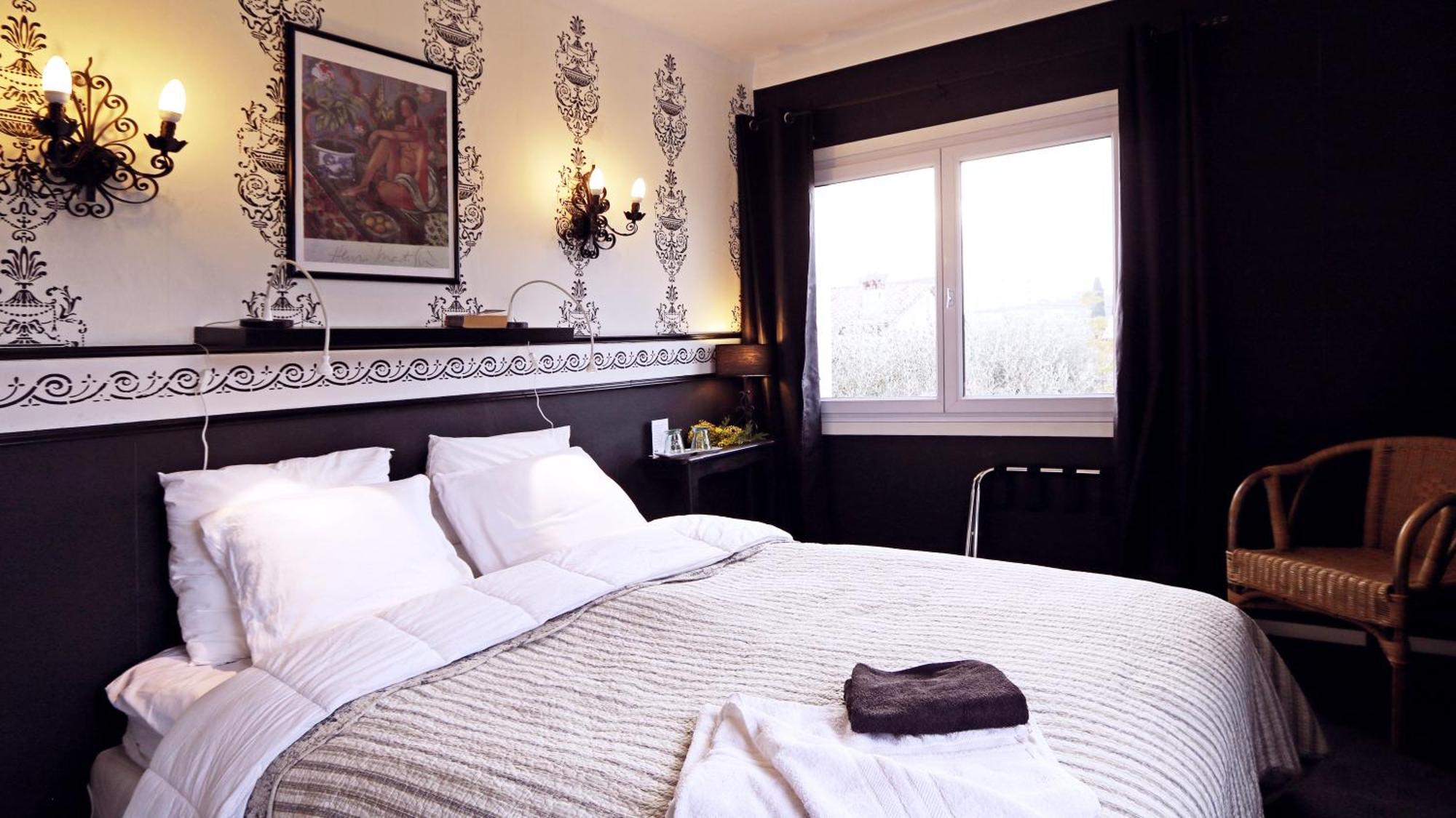 Hotel Mon Soleil Ла Год Екстериор снимка