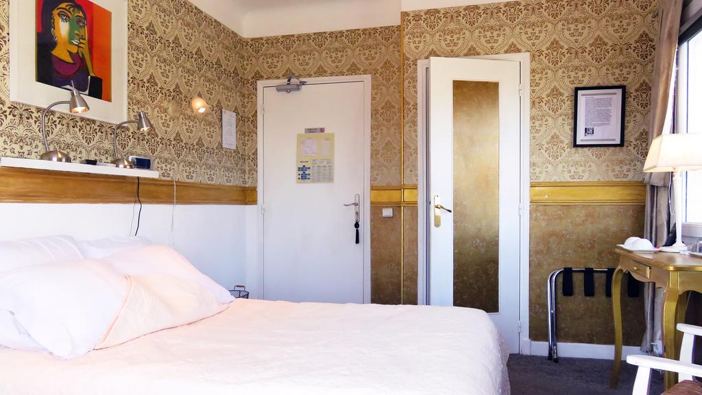 Hotel Mon Soleil Ла Год Екстериор снимка